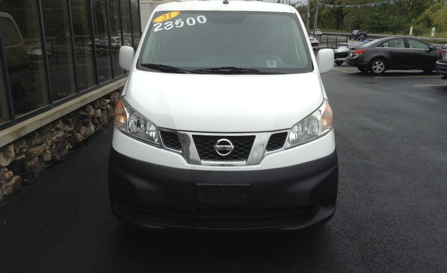 2021 Nissan NV200 S Van 4D