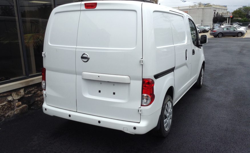 2021 Nissan NV200 S Van 4D