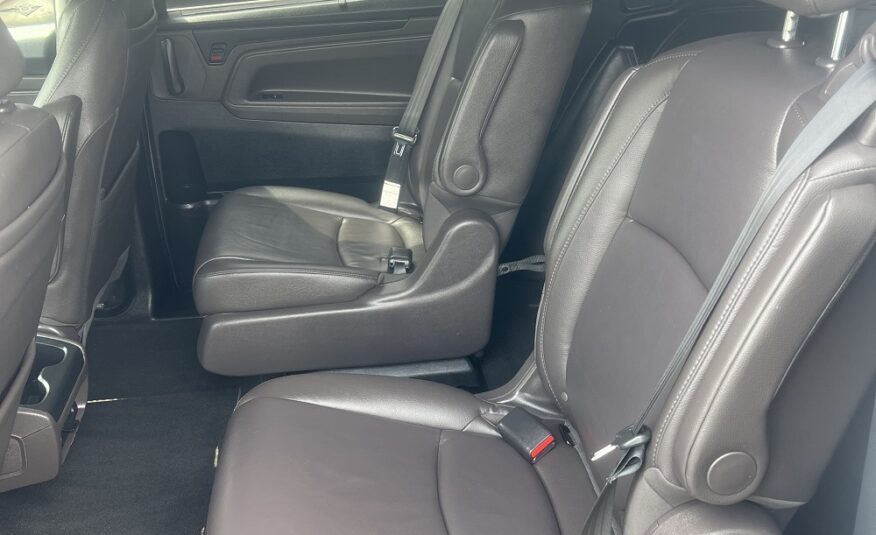 2019 Honda Odyssey EX-L w/Navigation & RES Minivan 4D