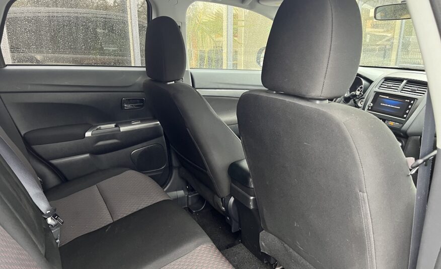 2019 Mitsubishi Outlander Sport SE Sport Utility 4D