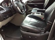 2013 Chrysler Town & Country Touring Minivan 4D