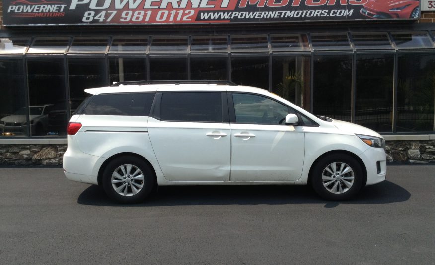 2018 Kia Sedona LX Minivan 4D