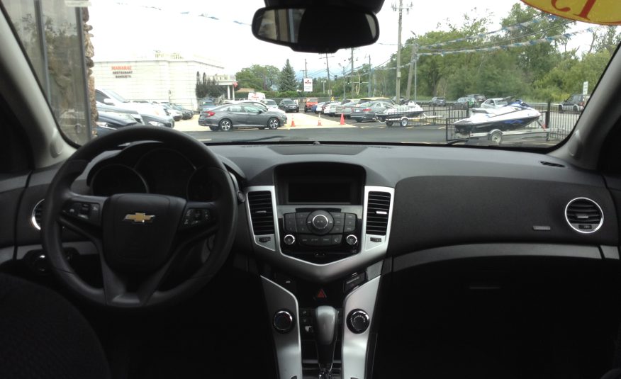 2015 Chevrolet Cruze 1LT Sedan 4D