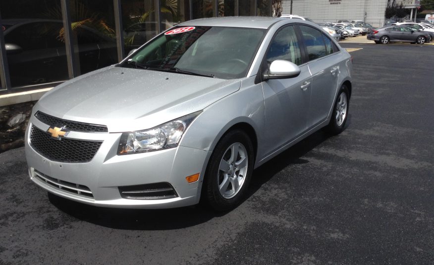 2014 Chevrolet Cruze 1LT Sedan 4D