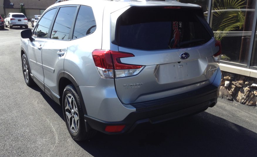 2019 Subaru Forester Premium Sport Utility 4D