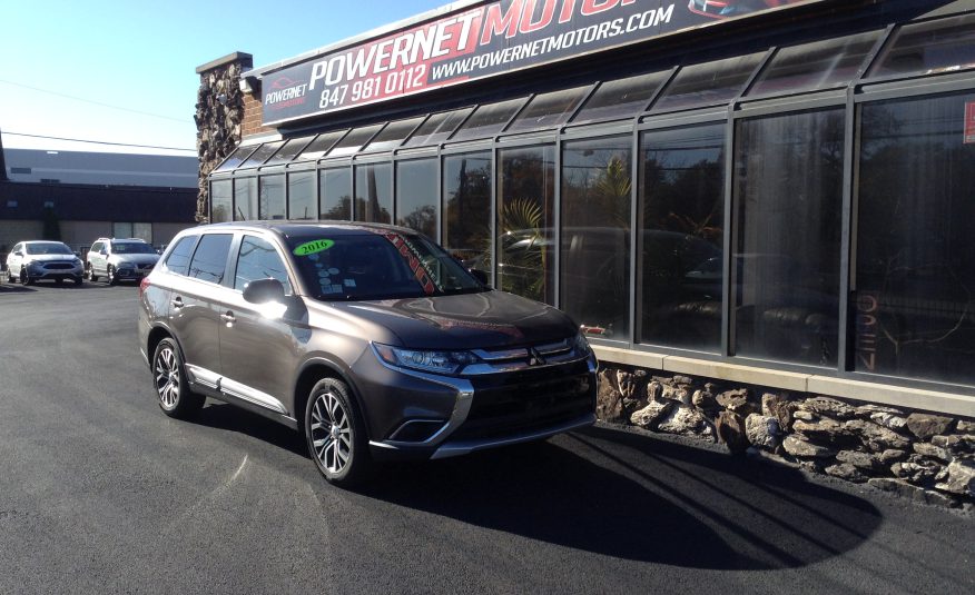 2016 Mitsubishi Outlander ES Sport Utility 4D