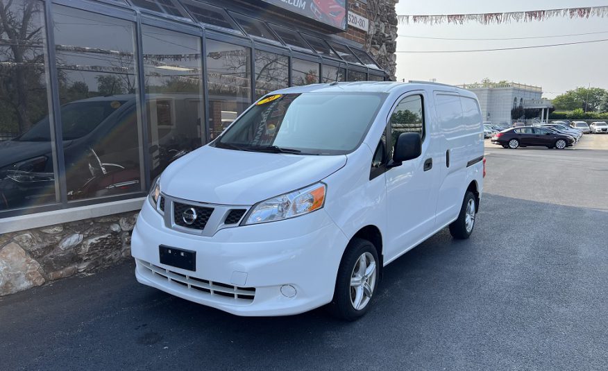 2020 Nissan NV200 SV Van 4D