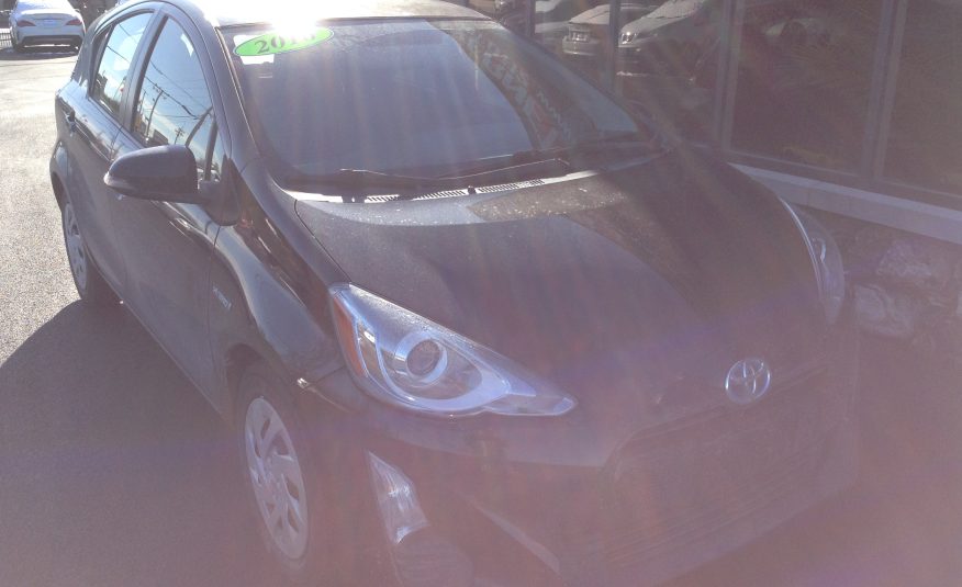 2016 Toyota Prius c Two Hatchback 4D