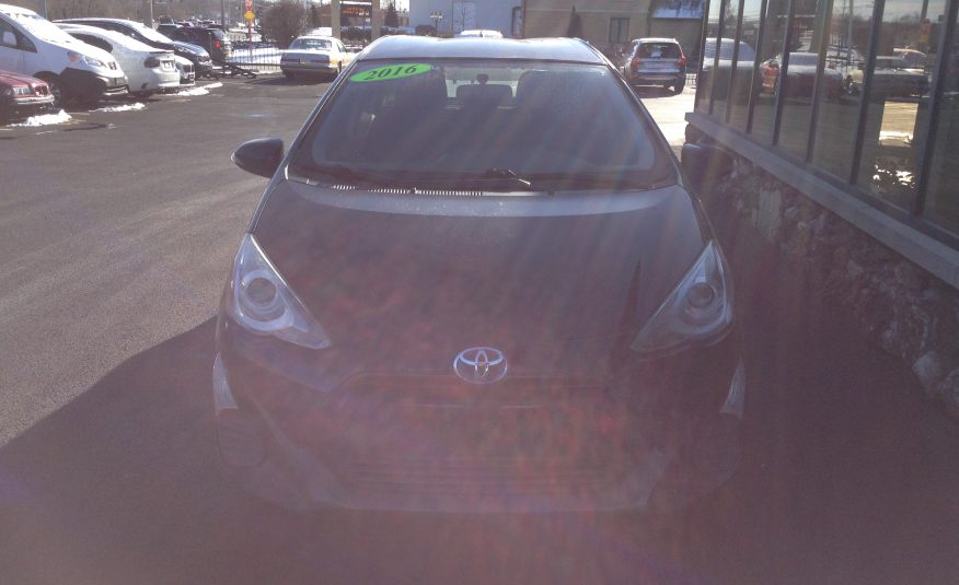 2016 Toyota Prius c Two Hatchback 4D