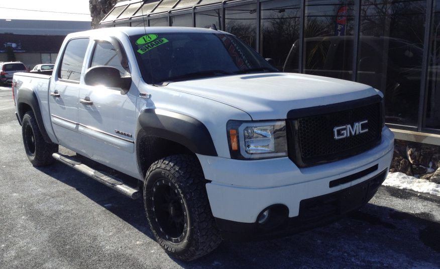 2013 GMC Sierra 1500 Crew Cab SLT Pickup 4D 5 3/4 ft